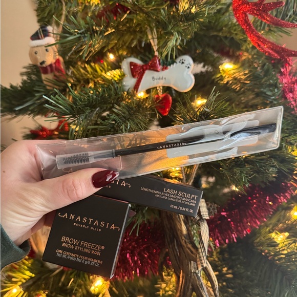 NEW Anastasia Beverly Hills Makeup Box | Mascara, eyeshadow palette, blush, brow - Picture 5 of 5